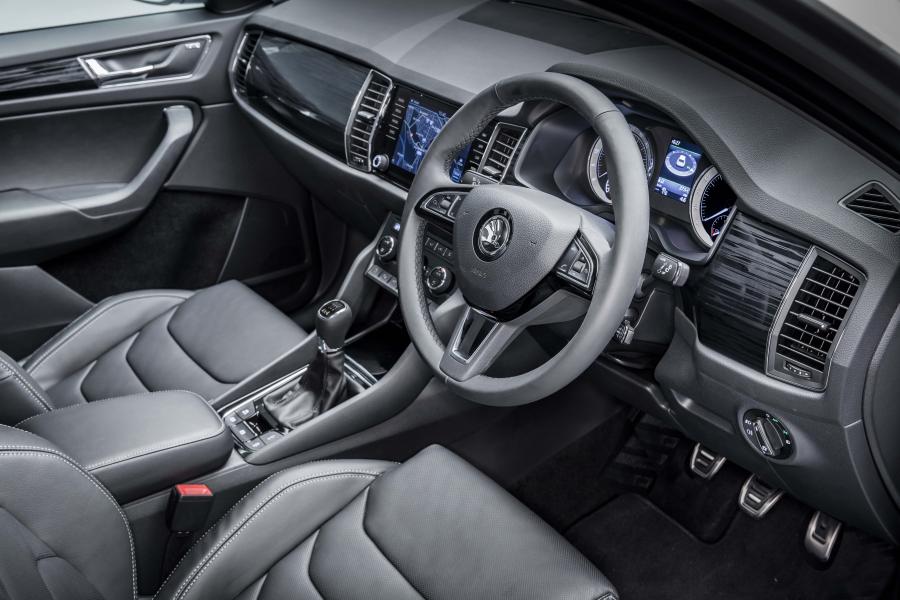 Интерьер Skoda Kodiaq 4x4 2016 года  (UK) (фото 21 из 41)